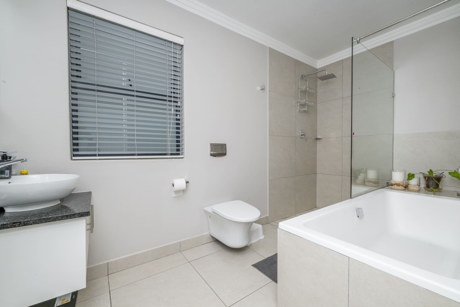 3 Bedroom Property for Sale in Protea Heights Western Cape
